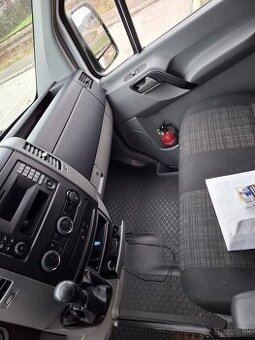 Mercedes-Benz Sprinter 211