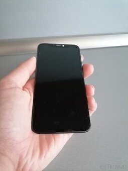 Displej na IPhone 11 pro