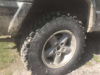 jeep cheroke 215/80 R15