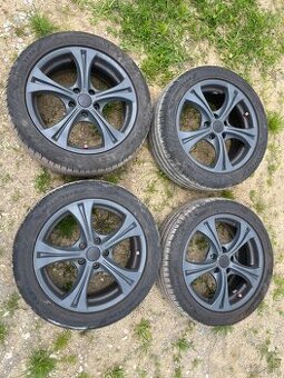 Disky R17 235/45