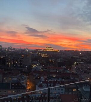 🏙️ Prenájom 2-izbového bytu s výnimočným výhľadom
