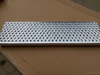 Schodiskový stupeň 800x270mm 40x2 typ OFF