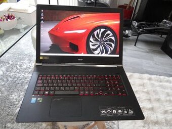 17.3" ACER / Core I7/ 8GB RAM/ 256 SSD a 1TB HDD/4GB Grafik