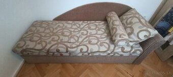Rozkladacia postel s uloznym priestorom