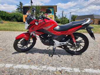 Honda CB125F