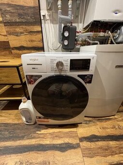 Extra úsporná práčka Whirlpool s predným plnením 9kg silence