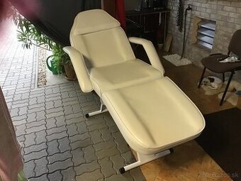 Kozmetické a masážne lehadko