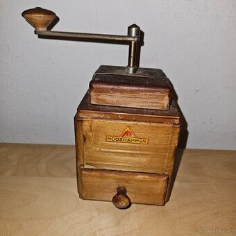 Mlynček na dekoráciu cena 12€/ v-18cm/