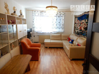 Slnečný 3 Izbový byt, 65 m2, balkón, širšie centrum, Levice