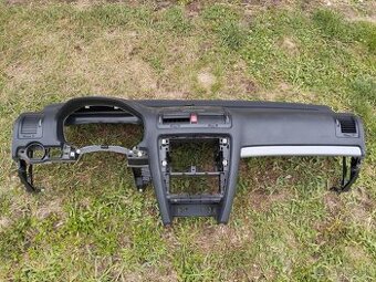 pristrojova doska, pas, airbag, interier, plasti octavia 2