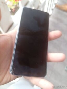 Predám Samsung s20 trebalo by vimenit display