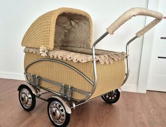 Predám starožitný kočik pre deti, 8 perák.