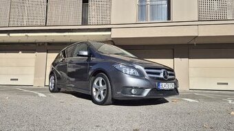 Mercedes Benz B 180
