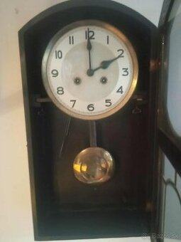 Staré hodiny  starožitné