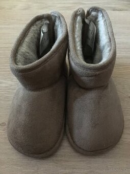 Zimné čižmy 23