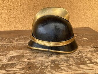Hasičská přilba - stará - 1.republika