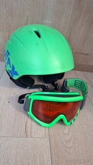 Lyžiarska detská prilba a okuliare