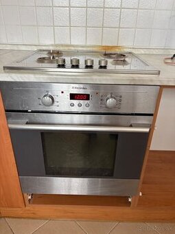 Predám vstavanú rúru