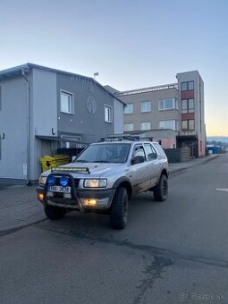 Opel frontera 3.2i v6 náhradní dily