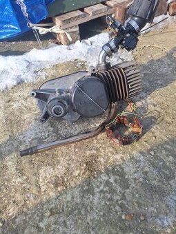 Motor na babettu 210 tuning PA90