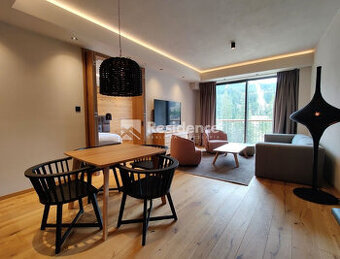 Luxusný jednospálňový apartmán s vlastným parkovacím miestom