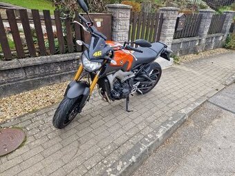 Yamaha mt 09  rok 2015