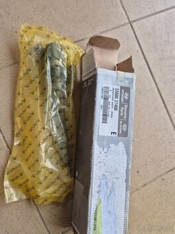 Hyundai kia vstrekovac