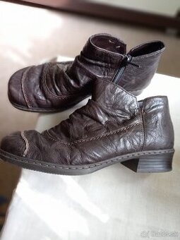 Dámske kožené zateplené topánky Rieker veľ. č. 37