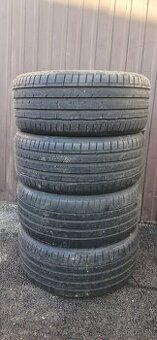 255/45R19 Hankook