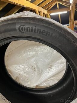 Continental sport contact 285/40 R22 letné