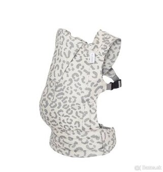 Na predaj nosič Sandiia farbaTiimeless Leodiia Snow