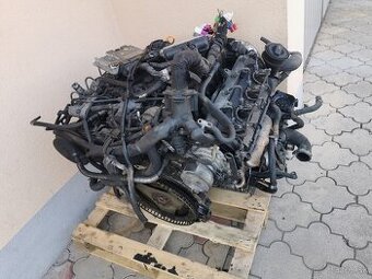Audi A8 4,0Tdi 202kw rok 2003/04 motor