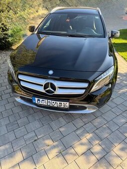 Mercedes-Benz GLA 220 CDI 4MATIC