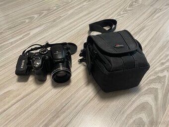 Fujifilm FinePix S1800