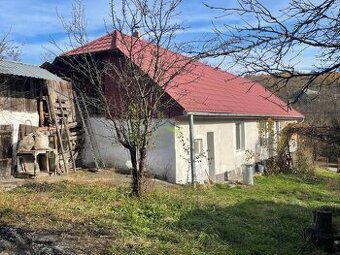 CHALÚPKA  v obci Petrovce okr. SOBRANCE