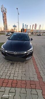 Opel Astra 1,4 benzín