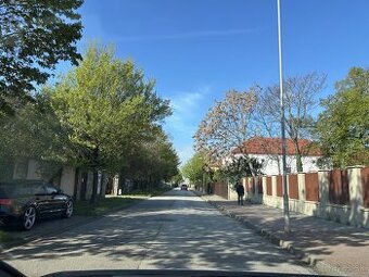 Prerobený 3 izbový byt 90 m2 + 2 balkóny,pivnica - prerobený