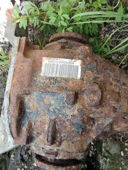 Predám diferenciál a kardan na bmw e38 2.8 benzin