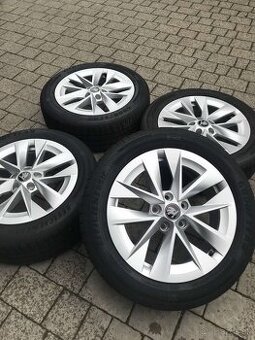 Komplekt Skoda Oktavia R17