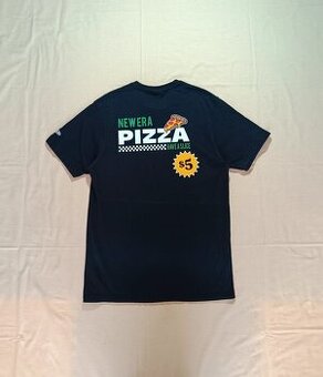 New Era čierne tričko s potlačou Pizza have a slice M