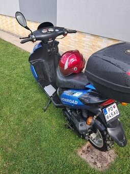 Skúter 50
