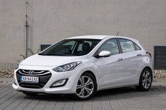 Hyundai i30 1.6CRDi style /aj na splátky/