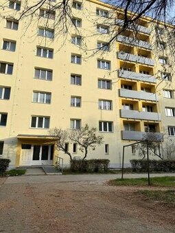 NA PRENÁJOM 2 IZBOVÝ BYT PO REKONŠTRUKCII - PRIEVIDZA