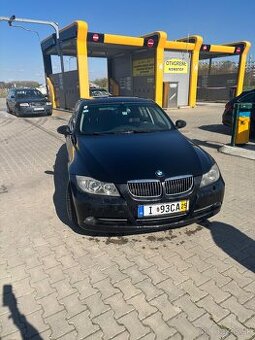 BMW E90 330xd 170kw - 1
