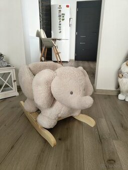 NATTOU Hojdačka Teddy plyš sloník ecru