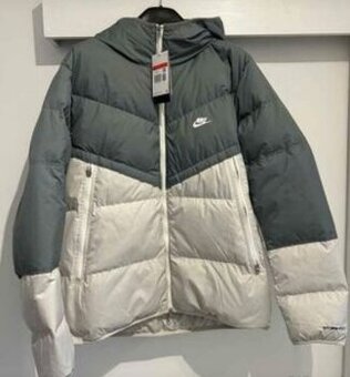 Nike zimná páperova bunda veľkosť L.