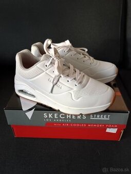 Dievcenske tenisky, velkost 36