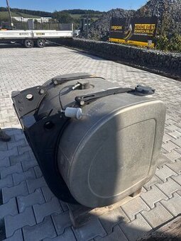 Nádrž Volvo FH 405L