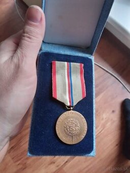 Medaila.Odznaky.Plaketa.