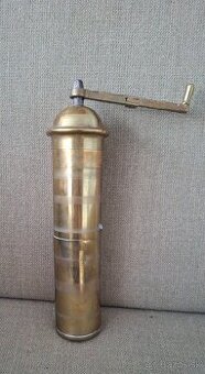 Mosadzný mlynček na kávu - r.1968